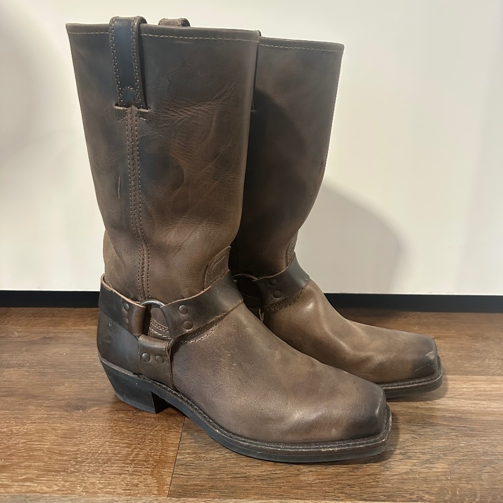 Frye Harness 12R Women's Size 10